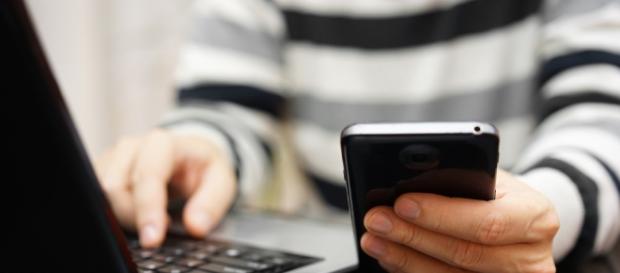 E' allarme per Blue Whale, il gioco del suicidio E' allarme per Blue Whale, il gioco del suicidio