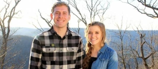 Joy-Anna Duggar, 19, engaged to boyfriend of less than a year ... - aol.com Joy-Anna Duggar, 19, engaged to boyfriend of less than a year ... - aol.com