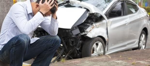Los accidentes mortales del año 2015 en España rondan las 1.131 personas, mientras que el total de accidentes con víctimas supera los 34.550 Los accidentes mortales del año 2015 en España rondan las 1.131 personas, mientras que el total de accidentes con víctimas supera los 34.550