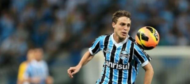 Maxi Rodriguez deixará o Grêmio no final do ano Maxi Rodriguez deixará o Grêmio no final do ano