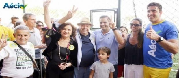 Senador Aécio Neves ao lado de famosos que o apoiaram Senador Aécio Neves ao lado de famosos que o apoiaram