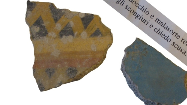 I pentiti del furto archeologico a Pompei per paura di essere colpiti da maledizione rispediscono i reperti alla Soprintendenza.