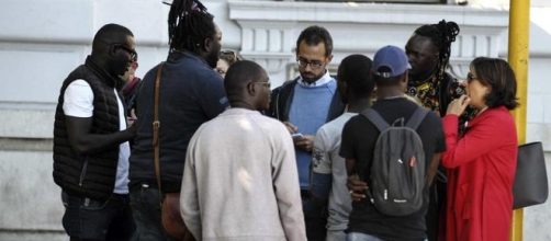 Ambulante senegalese muore a Roma durante un controllo