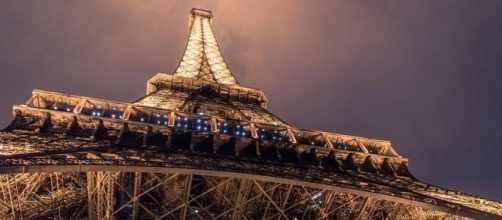 Photo Eiffel Tower via Pixabay by Pexels / Public Domain