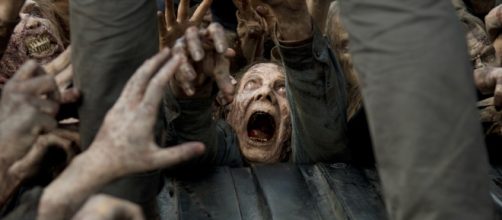 The Walking Dead Season 6 Photos Unleash Fresh Zombies - movieweb.com