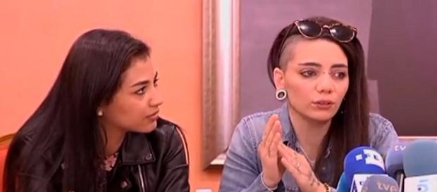 Jimena Rico y Shaza Ismail en Torox, Málaga Jimena Rico y Shaza Ismail en Torox, Málaga