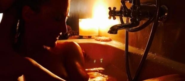 ¡Nagore Robles y Sandra Barneda; su baño más caliente para confirmar su relación! ¡Nagore Robles y Sandra Barneda; su baño más caliente para confirmar su relación!