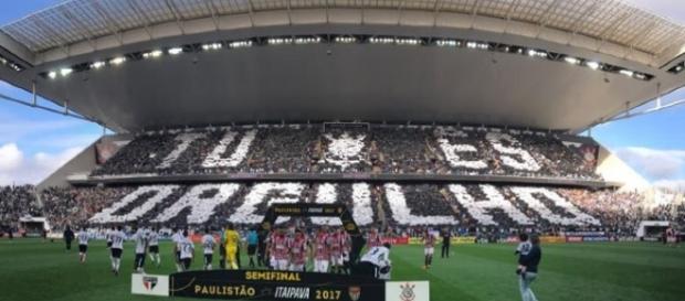 Partida contra o São Paulo detém o recorde de público da Arena Partida contra o São Paulo detém o recorde de público da Arena