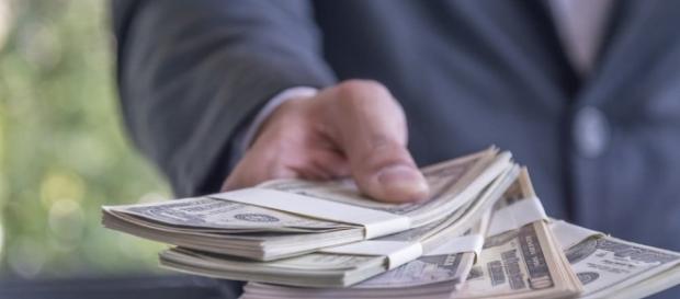 Precisando de dinheiro? Veja essas maneiras que algumas pessoas encontraram e se inspire! Precisando de dinheiro? Veja essas maneiras que algumas pessoas encontraram e se inspire!