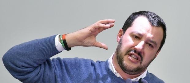 Salvini: "Immigrati vanno scaricati sulle spiagge, con un ... - ilsole24ore.com Salvini: "Immigrati vanno scaricati sulle spiagge, con un ... - ilsole24ore.com