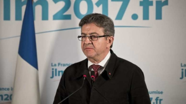 Présidentielle : Mélenchon ne tranche pas entre vote Macron et ... - lesechos.fr