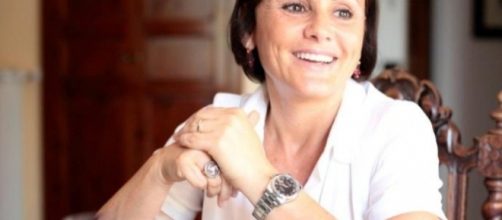 Simona Vicari si dimette da sottosegretario, il Rolex ricevuto in dono non è quello della foto