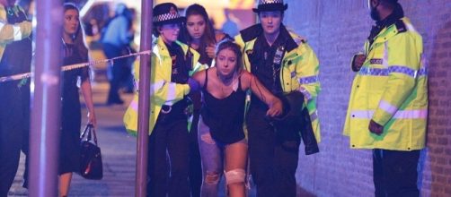 Una giovane ragazza ferita al Manchester Arena