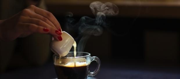 Tres tazas de café al día disminuye el padecimiento de algunas enfermedades Tres tazas de café al día disminuye el padecimiento de algunas enfermedades