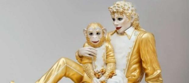 Bubbles and Jackson featured on three sculptures in 1988 Bubbles and Jackson featured on three sculptures in 1988