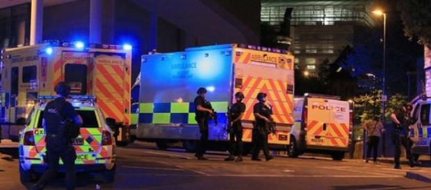 Stato d'allerta della Polizia di Manchester dopo l'attentato Stato d'allerta della Polizia di Manchester dopo l'attentato