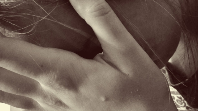 Suicidi nella realt&agrave; e nella finzione, c'&egrave; un collegamento?