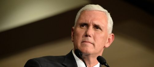 Notre Dame Students walked out on Mike Pence commencement speech - Photo: Blasting News Library - trumparmy.net