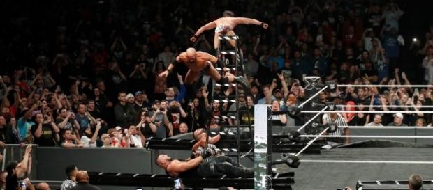 DIY no pudo derrotar por tercera ocasión a AOP en lucha titular de parejas. DIY no pudo derrotar por tercera ocasión a AOP en lucha titular de parejas.