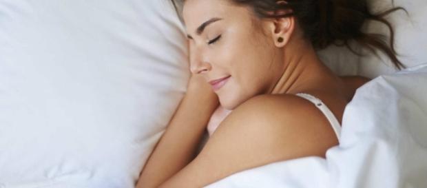 Il potere del sonno": dormire bene rigenera, migliora la memoria e ... - illibraio.it Il potere del sonno": dormire bene rigenera, migliora la memoria e ... - illibraio.it