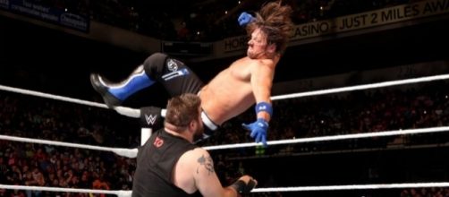 AJ Styles battled Kevin Owens for the United States title at WWE 'Backlash' 2017. [Image via Blasting News image library/inquisitr.com]