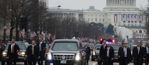 Ecco la "bestia", la Cadillac-carrarmato con la quale oggi Trump si sposterà a Roma per le visite istituzionali.