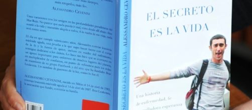 Il libro di Alessandro Cevenini, qui tradotto in spagnolo