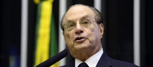 Maluf foi condenado por lavagem de dinheiro Maluf foi condenado por lavagem de dinheiro