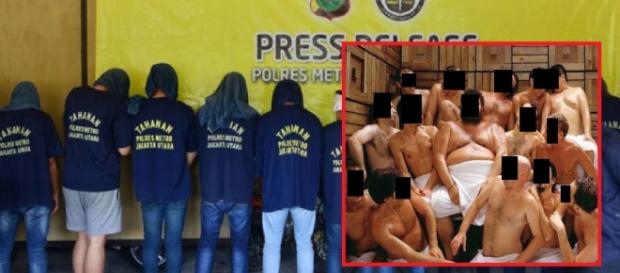 Polícia prende mais de 100 homens em sauna gay Polícia prende mais de 100 homens em sauna gay