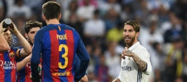 Real Madrid : Piqué se fait violemment chambrer ! (VIDEO) Real Madrid : Piqué se fait violemment chambrer ! (VIDEO)