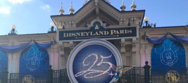 The Disneyland Celebrations across the parks. Photo Source: Kirsty Bright (used with permission, photo taken by myself) The Disneyland Celebrations across the parks. Photo Source: Kirsty Bright (used with permission, photo taken by myself)