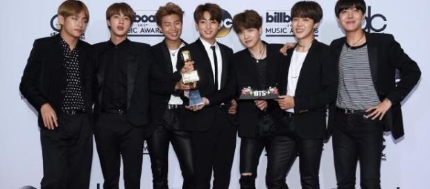 Who Is BTS? 6 Fast Facts About K-Pop Boy Band After Billboard ... - ibtimes.com Who Is BTS? 6 Fast Facts About K-Pop Boy Band After Billboard ... - ibtimes.com