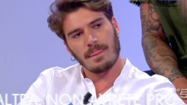 Uomini e Donne | Puntata 10 maggio 2017 | Trono classico - gossipblog.it