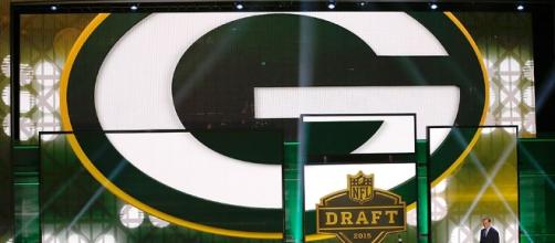 Green Bay enters the 2016 Draft with nine selections - packers.com