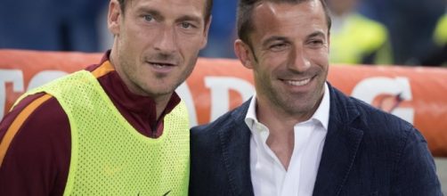 Roma-Juventus: l'abbraccio tra Francesco Totti e Del Piero
