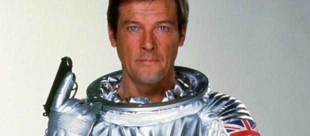 British actor Roger Moore dies aged 89 British actor Roger Moore dies aged 89
