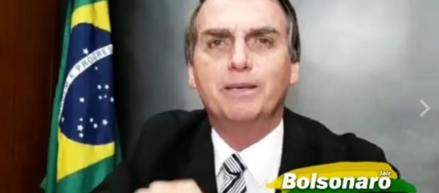 Grande polêmica faz Bolsonaro desmascara historiador (Foto: Reprodução/Facebook). Grande polêmica faz Bolsonaro desmascara historiador (Foto: Reprodução/Facebook).