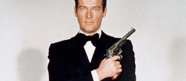 JAMES BOND artículo: Un nombre con muchas caras - Web de cine ... - diariodevenusville.com JAMES BOND artículo: Un nombre con muchas caras - Web de cine ... - diariodevenusville.com