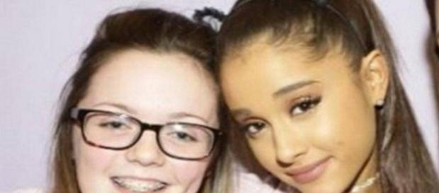 Jovem que morreu em atentado terrorista postou foto ao lado de Ariana Grande Jovem que morreu em atentado terrorista postou foto ao lado de Ariana Grande