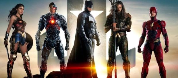 Justice League and Aquaman VR Experiences Coming to IMAX VR Centers - roadtovr.com Justice League and Aquaman VR Experiences Coming to IMAX VR Centers - roadtovr.com