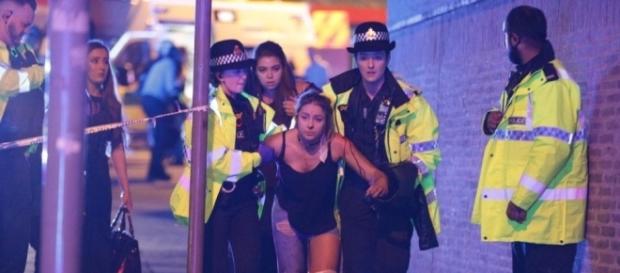 Manchester Arena explosion at Ariana Grande gig kills 19 and ... - thesun.co.uk Manchester Arena explosion at Ariana Grande gig kills 19 and ... - thesun.co.uk