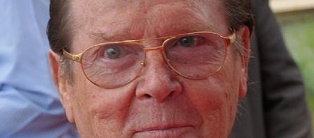 Roger Moore (Frantogian -- Wikimedia Commons) Roger Moore (Frantogian -- Wikimedia Commons)
