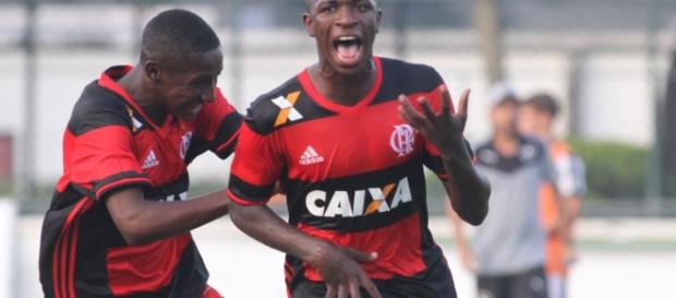 Vinicius Junior no final da taça guanabara sub-17 (Foto: Reprodução) Vinicius Junior no final da taça guanabara sub-17 (Foto: Reprodução)