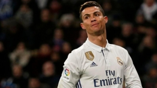 Real Madrid : CR7 soupçonné d'avoir été aidé par un adversaire !