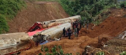 Cameroun : Accident du train d'Eseka, voici les exigences du ... - yaoundeinfo.com