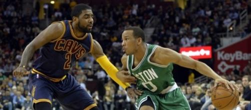 Kyrie Irving and the Cavs shut down Avery Bradley and the Celtics' try at a Game 4 win. [Image via Blasting News image library/hardwoodhoudini.com]