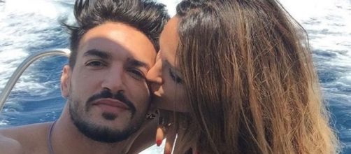 Il primo selfie da fidanzati per Pietro Tartaglione e Rosa Perrotta