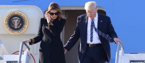 Melania Trump rebuffs Donald's hand-holding efforts yet again - com.au