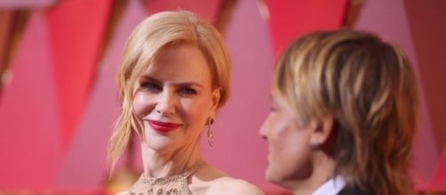 Nicole Kidman and Keith Urban at the 2017 Oscars | POPSUGAR Celebrity - popsugar.com