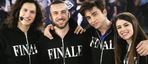 Nuovo regolamento per la finale di Amici 16.